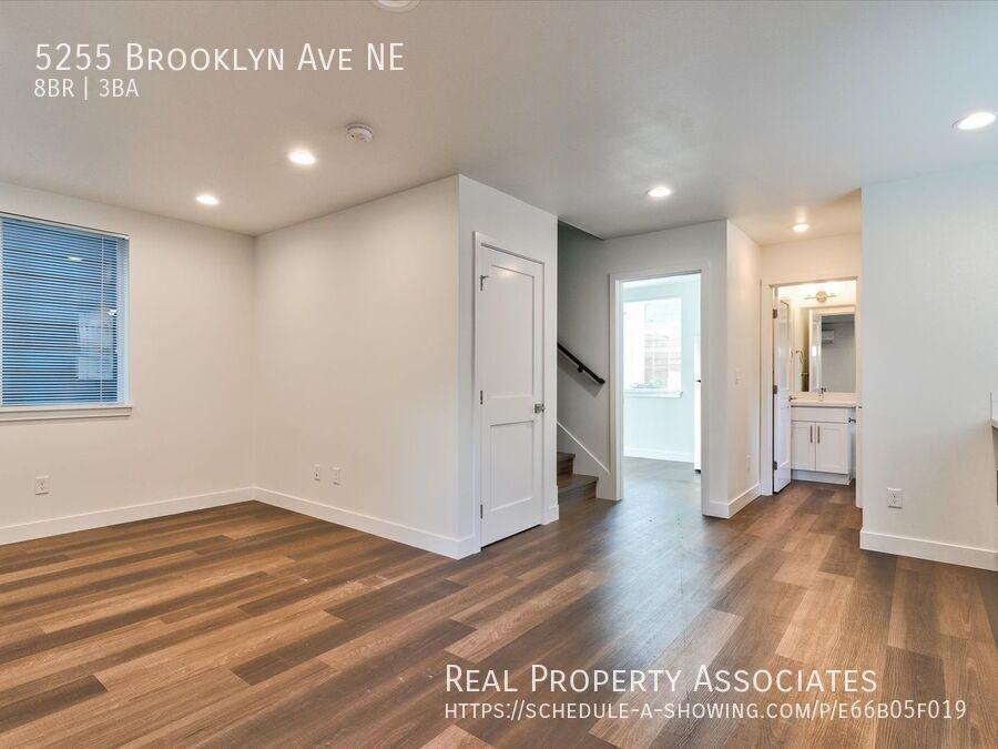 5255 Brooklyn Ave Ne - Photo 2 of 50