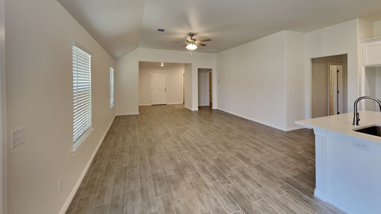 3701 Lynne Ave - Photo 6 of 20