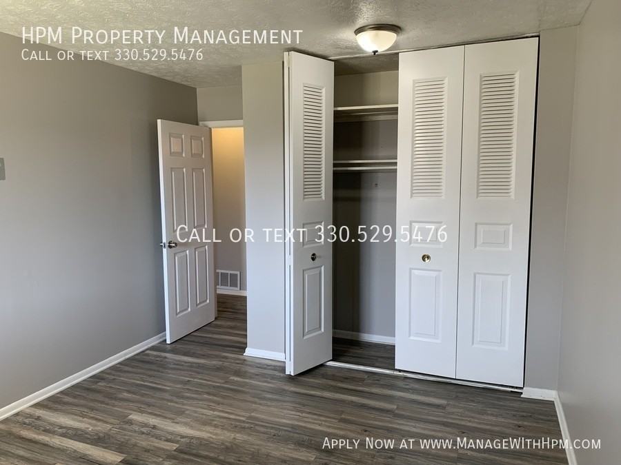 4227 Middlebranch Ave Ne #4 - Photo 7 of 13