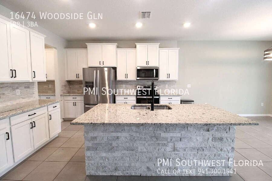 16474 Woodside Gln - Photo 5 of 41