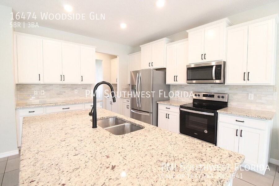 16474 Woodside Gln - Photo 6 of 41