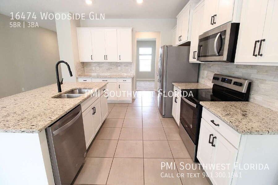 16474 Woodside Gln - Photo 7 of 41