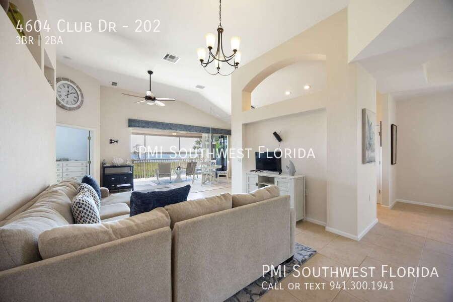 4604 Club Dr #202 - Photo 4 of 50