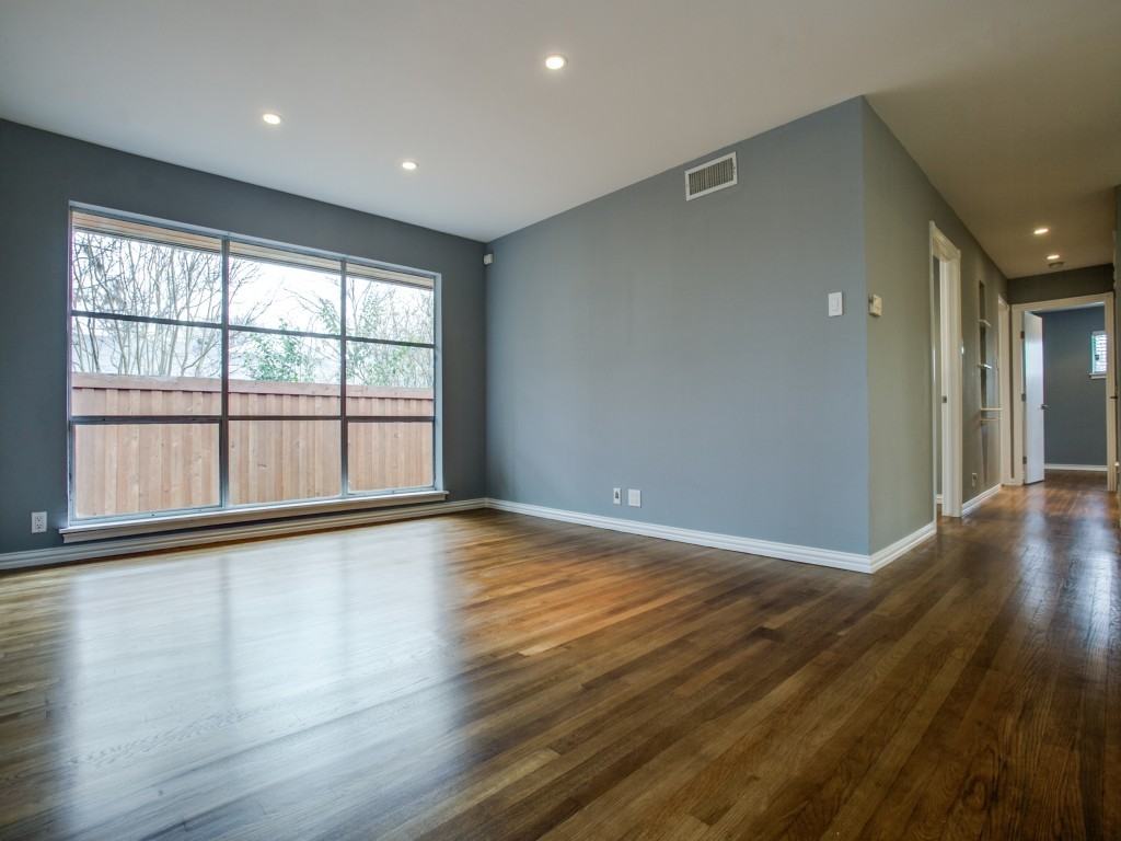 8834 Liptonshire Dr - Photo 2 of 10