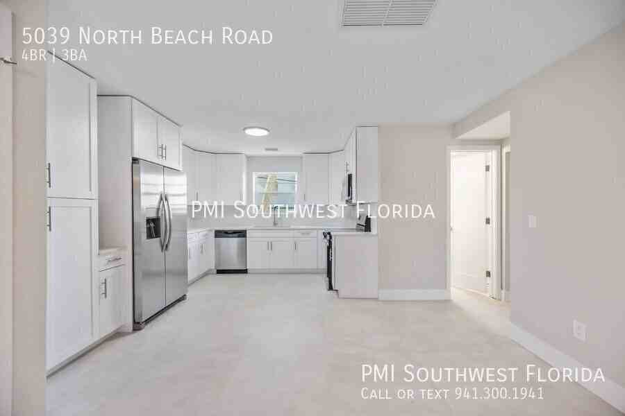 5039 N Beach Rd - Photo 7 of 35