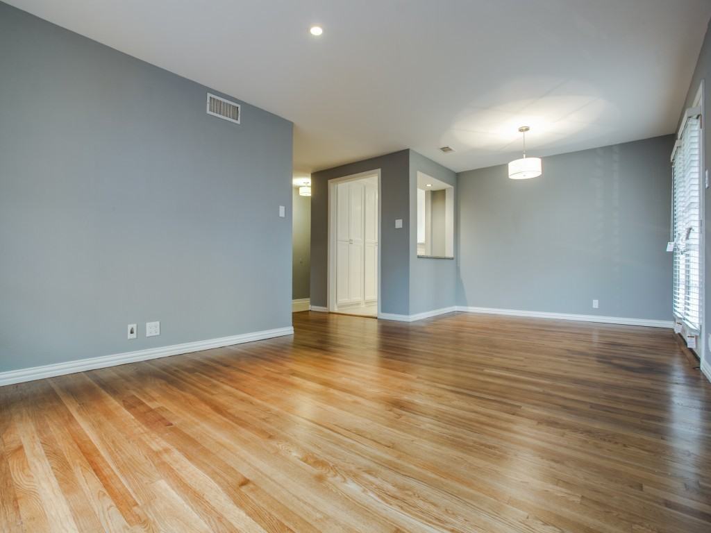 8834 Liptonshire Dr - Photo 3 of 10