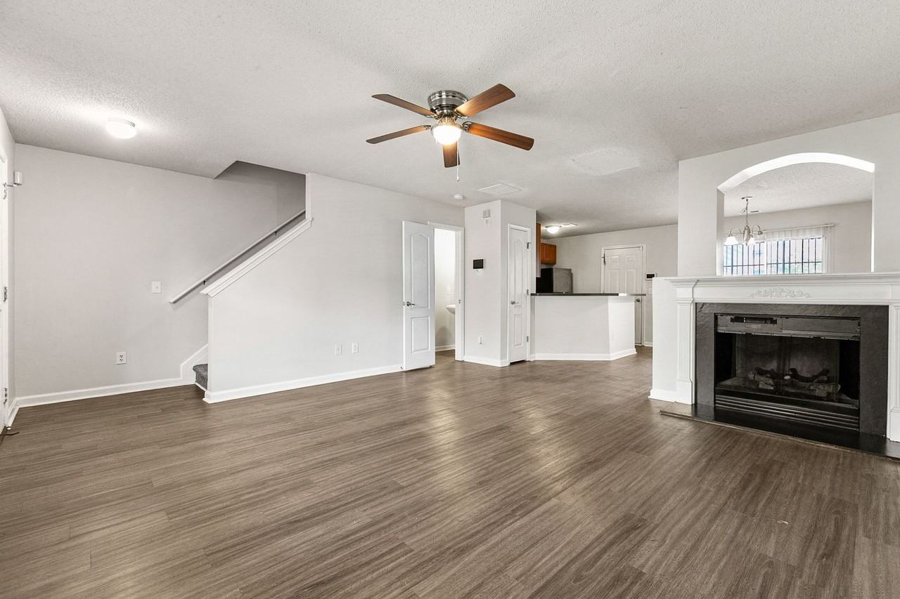 3483 Parc Dr Sw - Photo 5 of 16