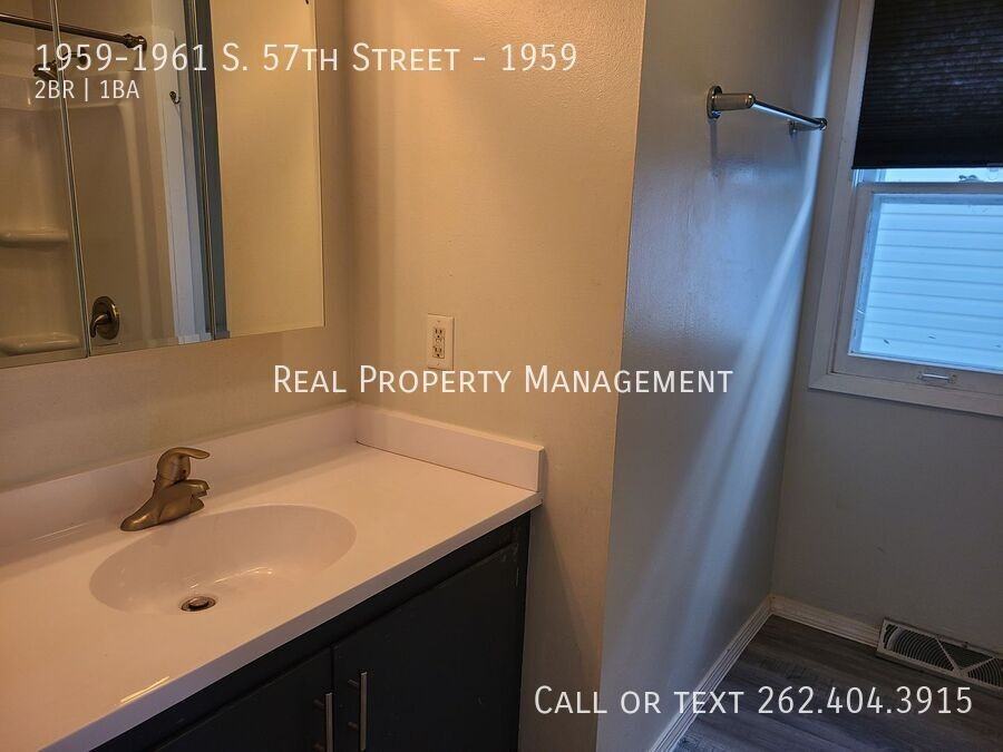 1959 S 57th St #1959 - Photo 7 of 11