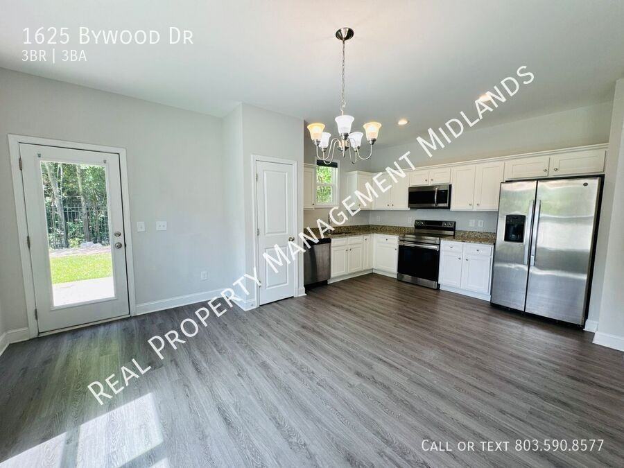 1625 Bywood Dr - Photo 7 of 15