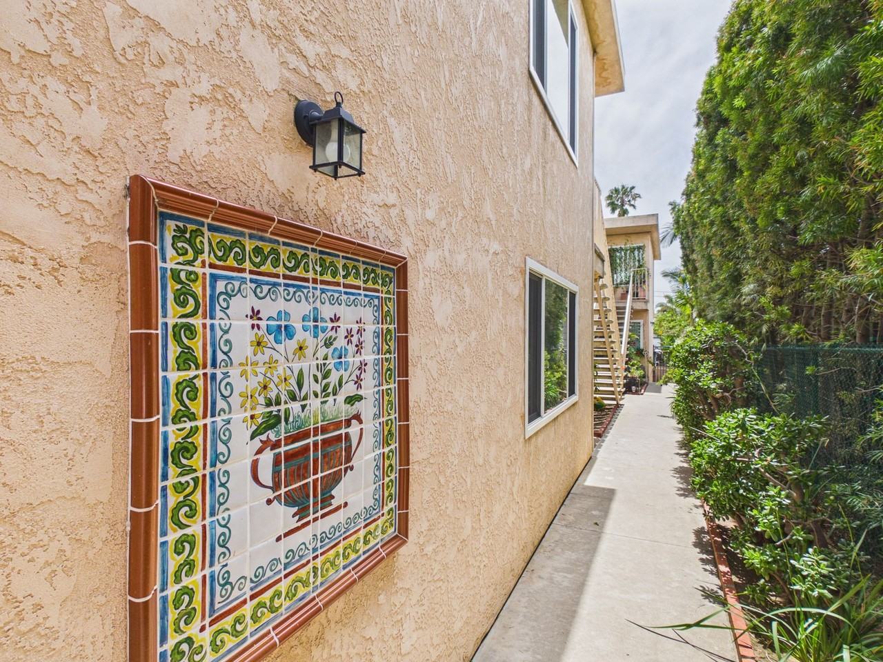 1617 Brookes Avenue - Photo 2 of 3