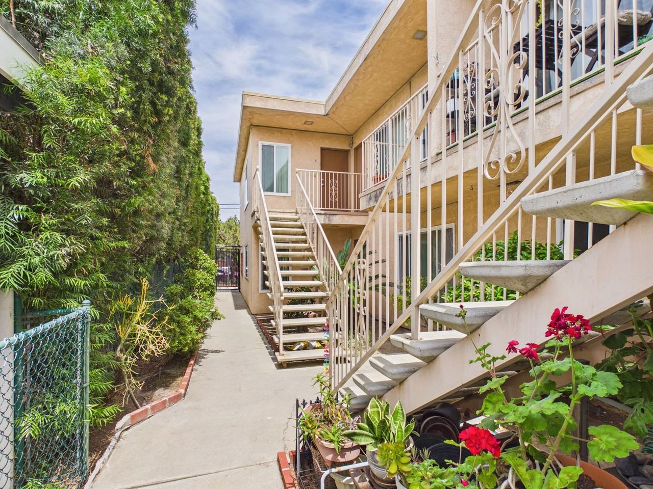 1617 Brookes Avenue - Photo 3 of 3