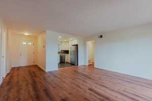 featured image of 526 S Tulip St