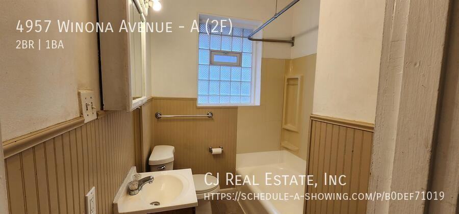 4957 Winona Ave - Photo 7 of 10