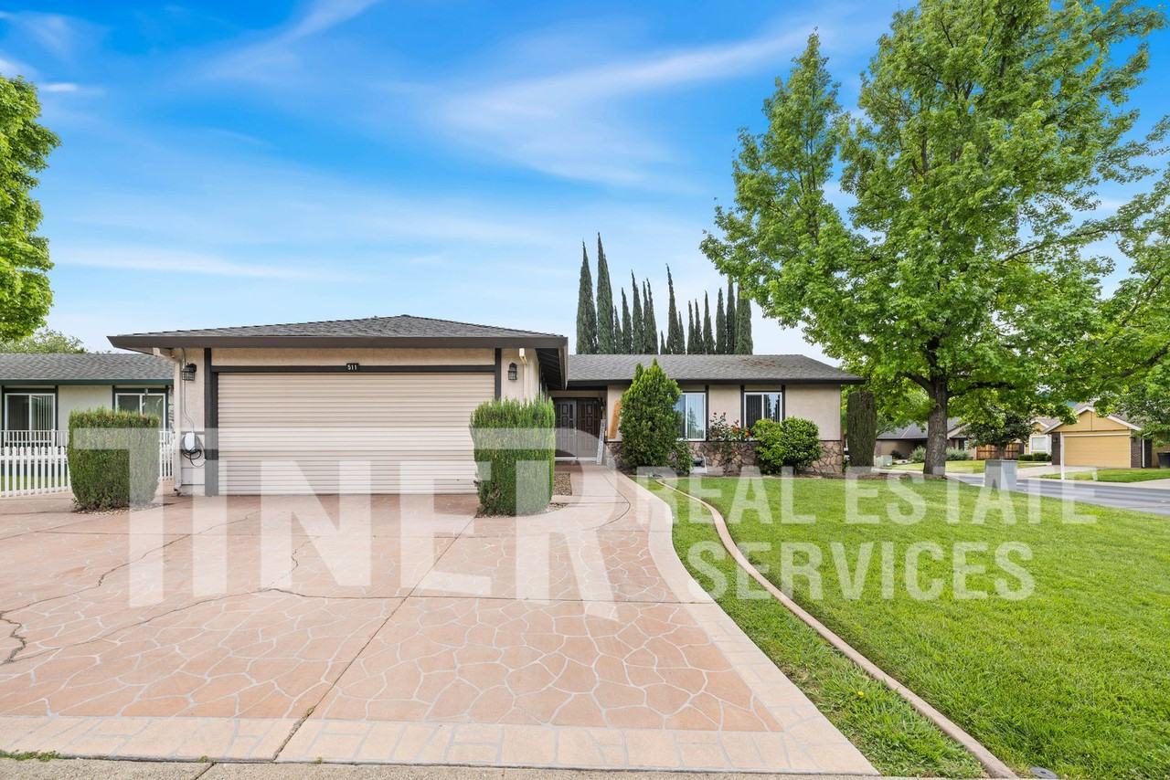 511 Lyndhurst Ave - Photo 2 of 26