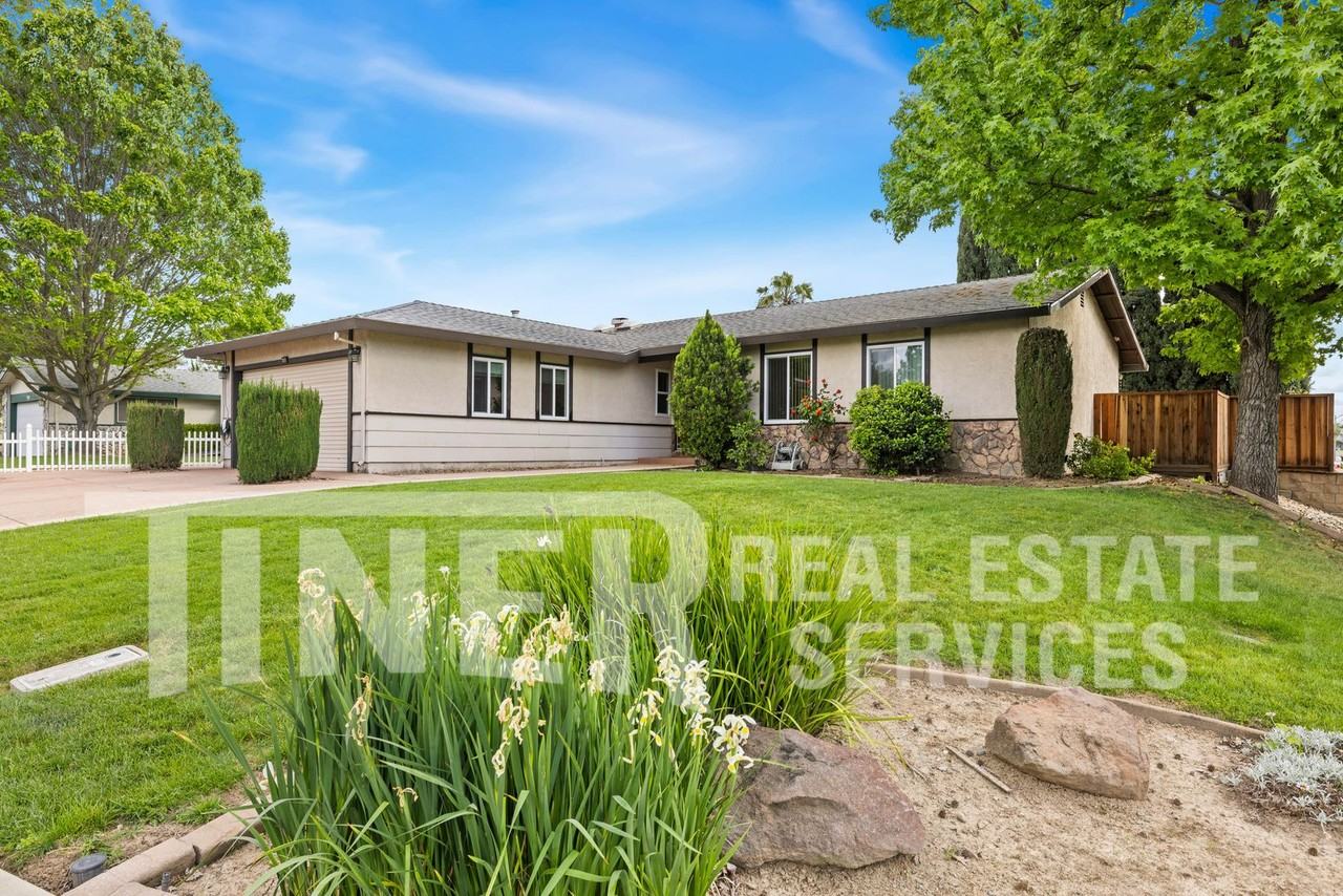 511 Lyndhurst Ave - Photo 5 of 26