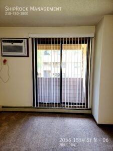 2056 15th St N #06 - Photo 4 of 9