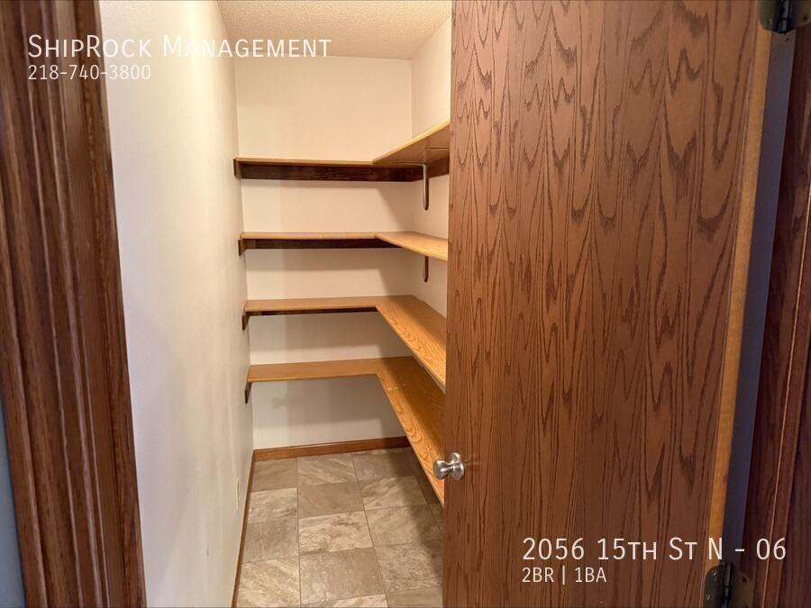 2056 15th St N #06 - Photo 6 of 9