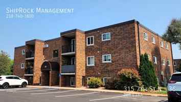 featured image of 315 7th St N #36