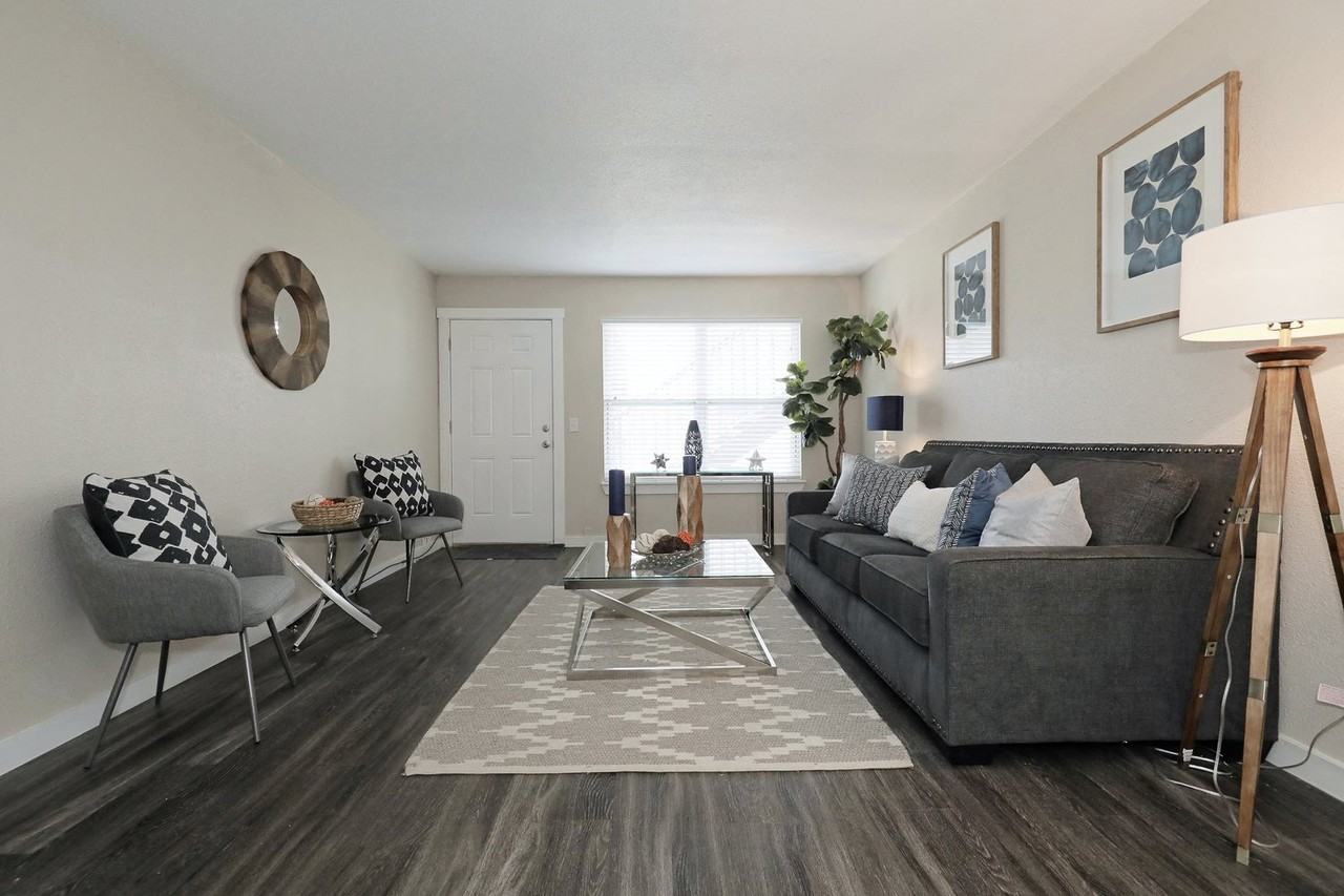 Bennett Pointe - Photo 7 of 20