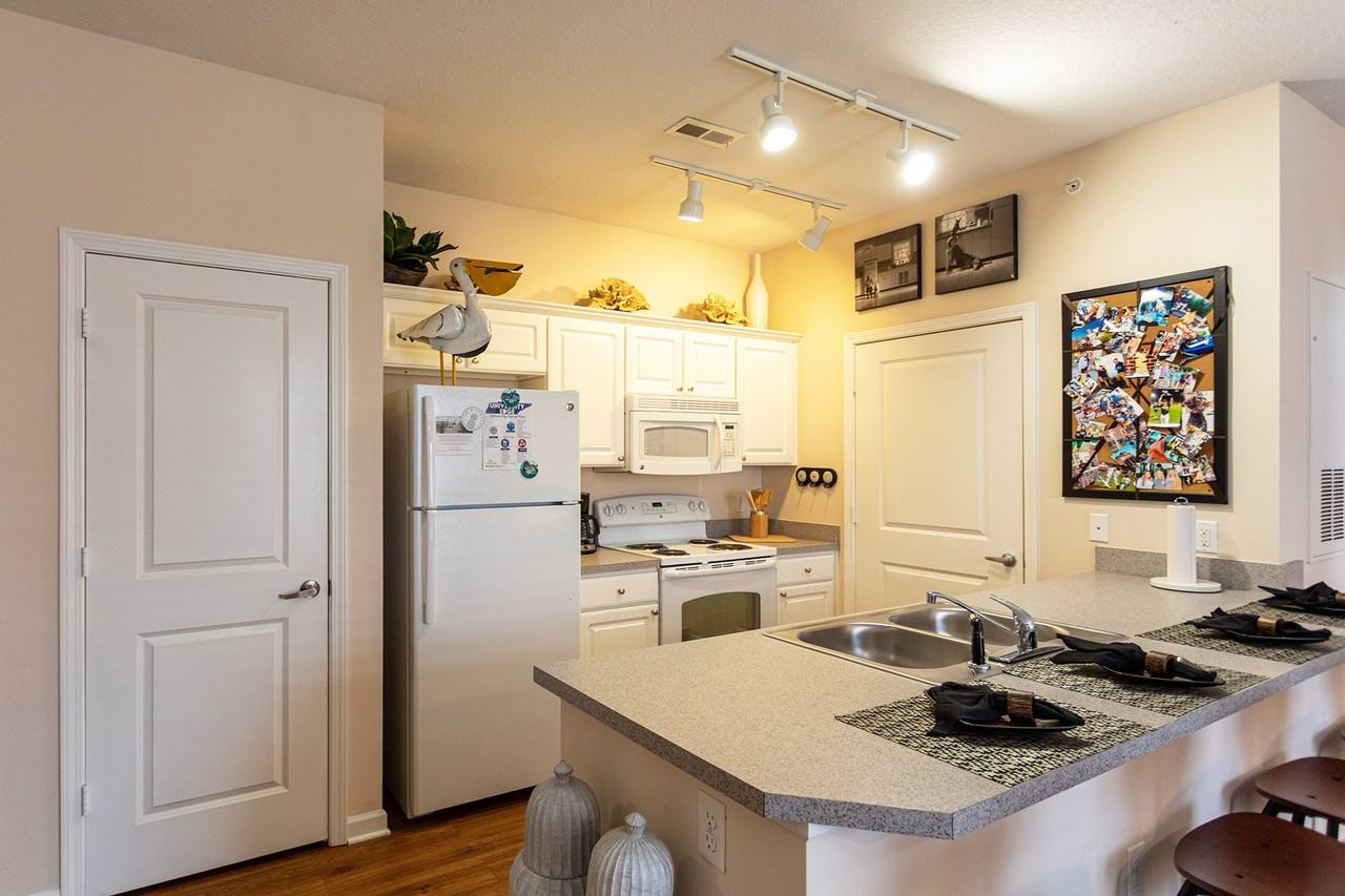 University Edge - Photo 7 of 25