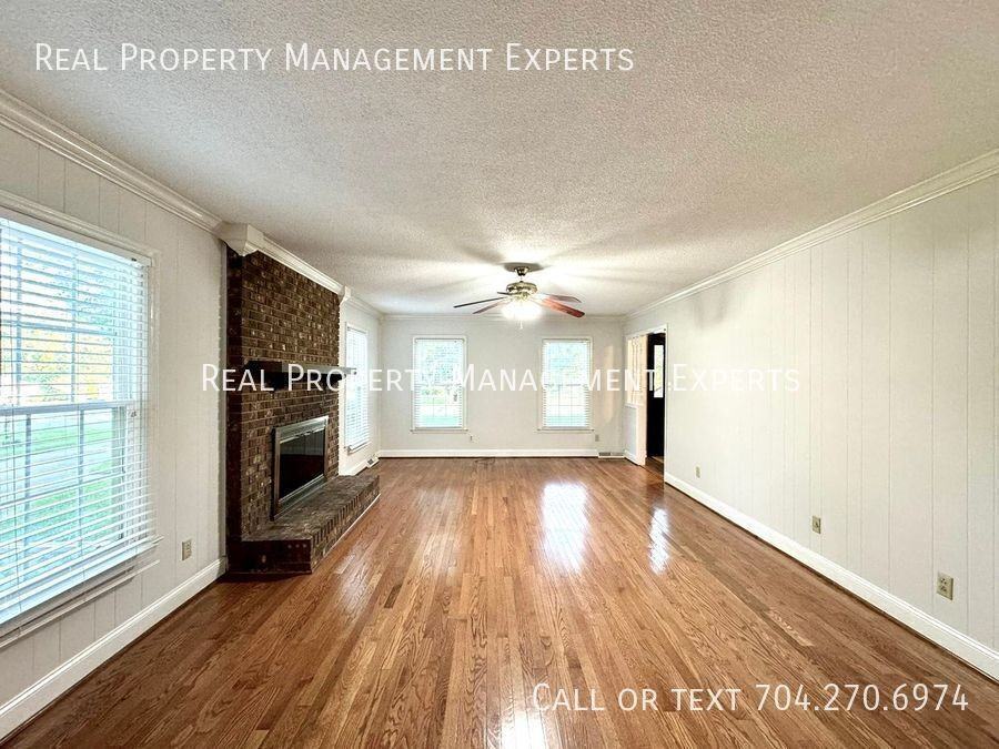 6008 Mallard Dr S - Photo 6 of 25