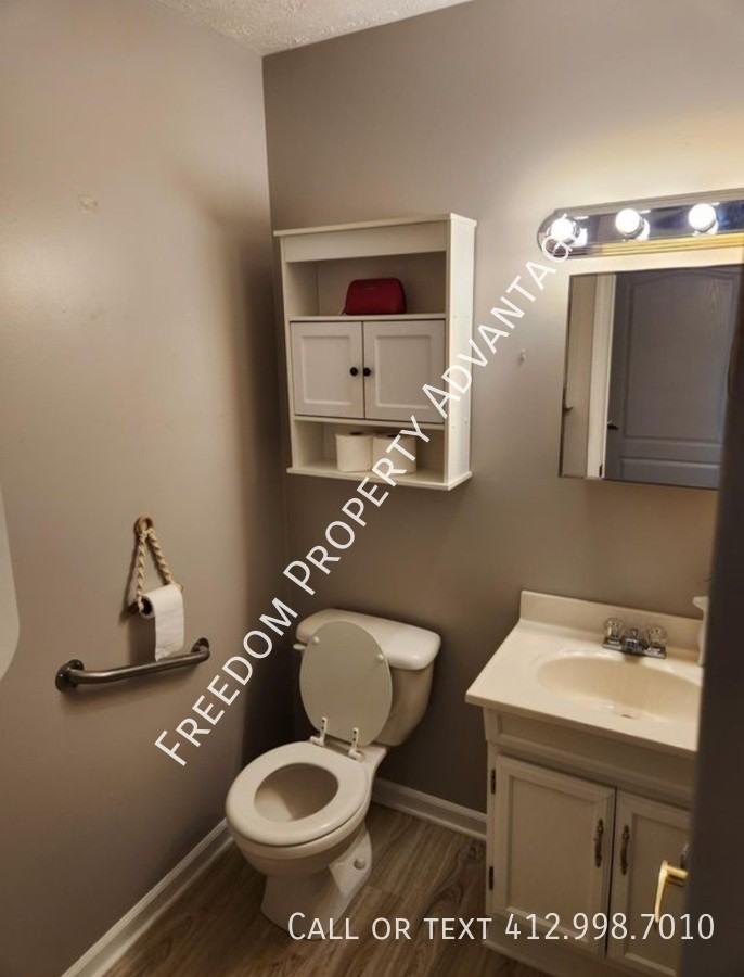 353 Clavale Dr - Photo 6 of 15