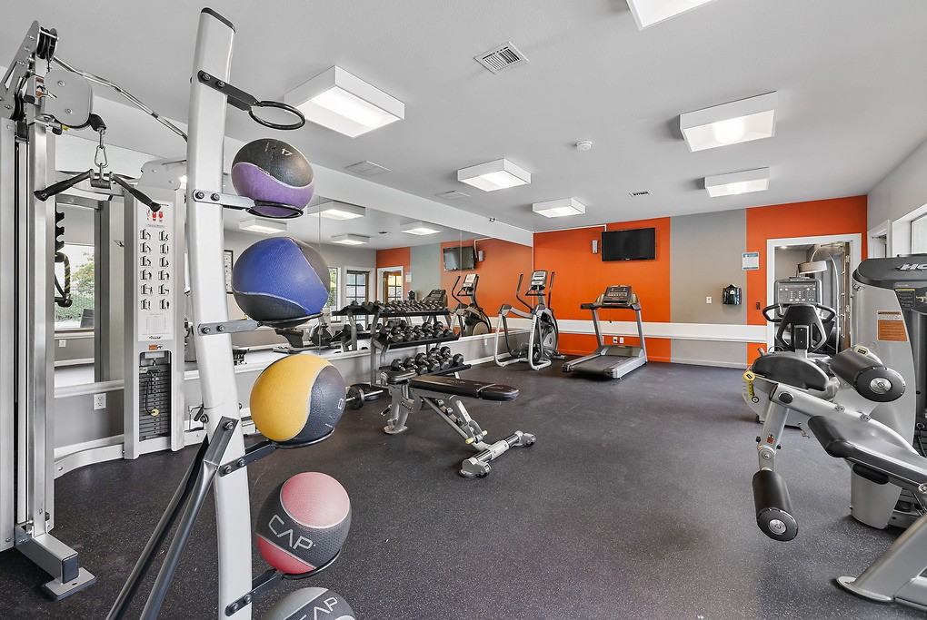 Cedar Terrace - Photo 4 of 41