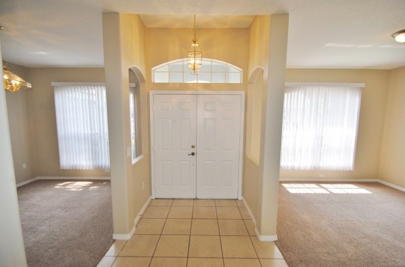 16000 Arrowhead Trail - Photo 3 of 9