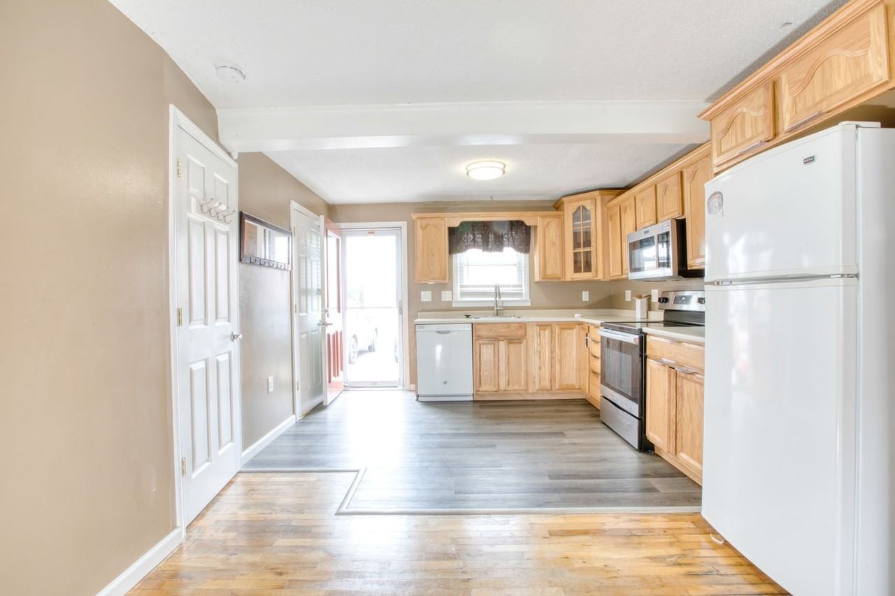 53 Hiltbrand Rd #1 - Photo 6 of 32