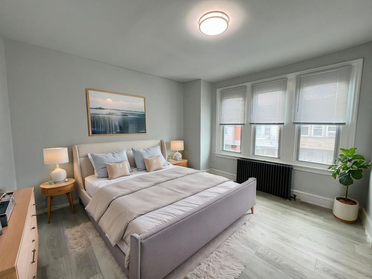 1411 S Etting St - Photo 2 of 32