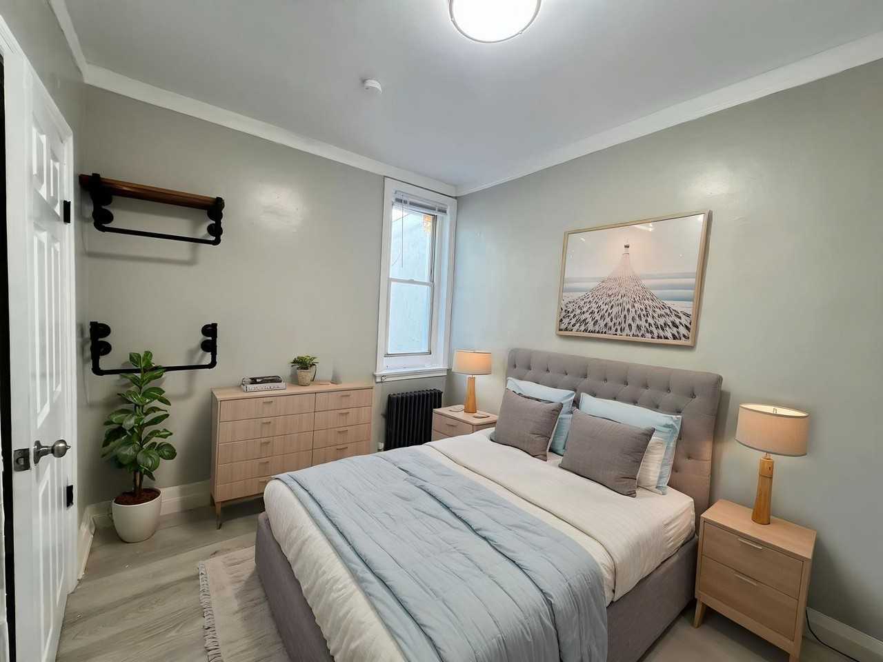 1411 S Etting St - Photo 3 of 32