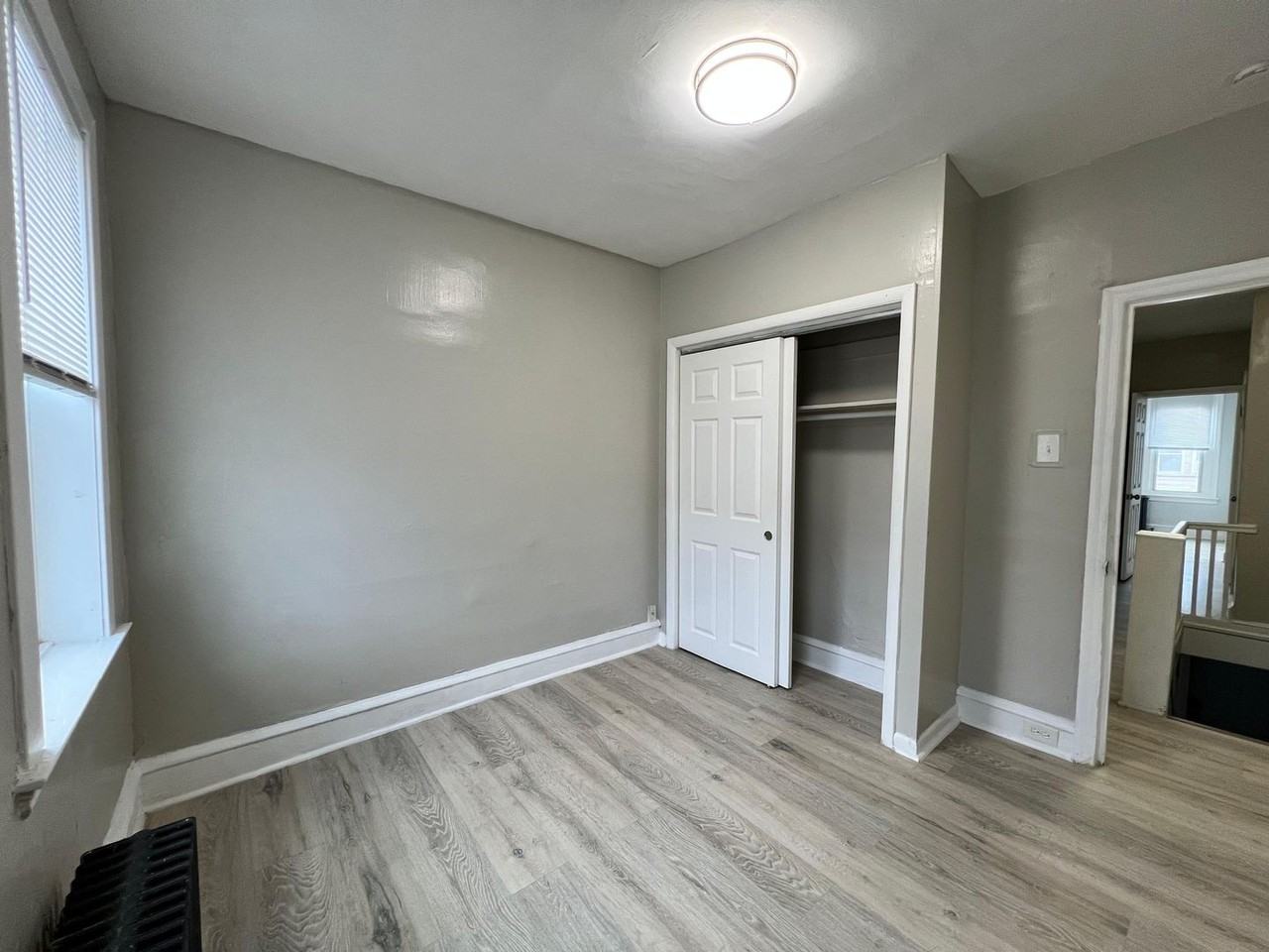 1411 S Etting St - Photo 7 of 32