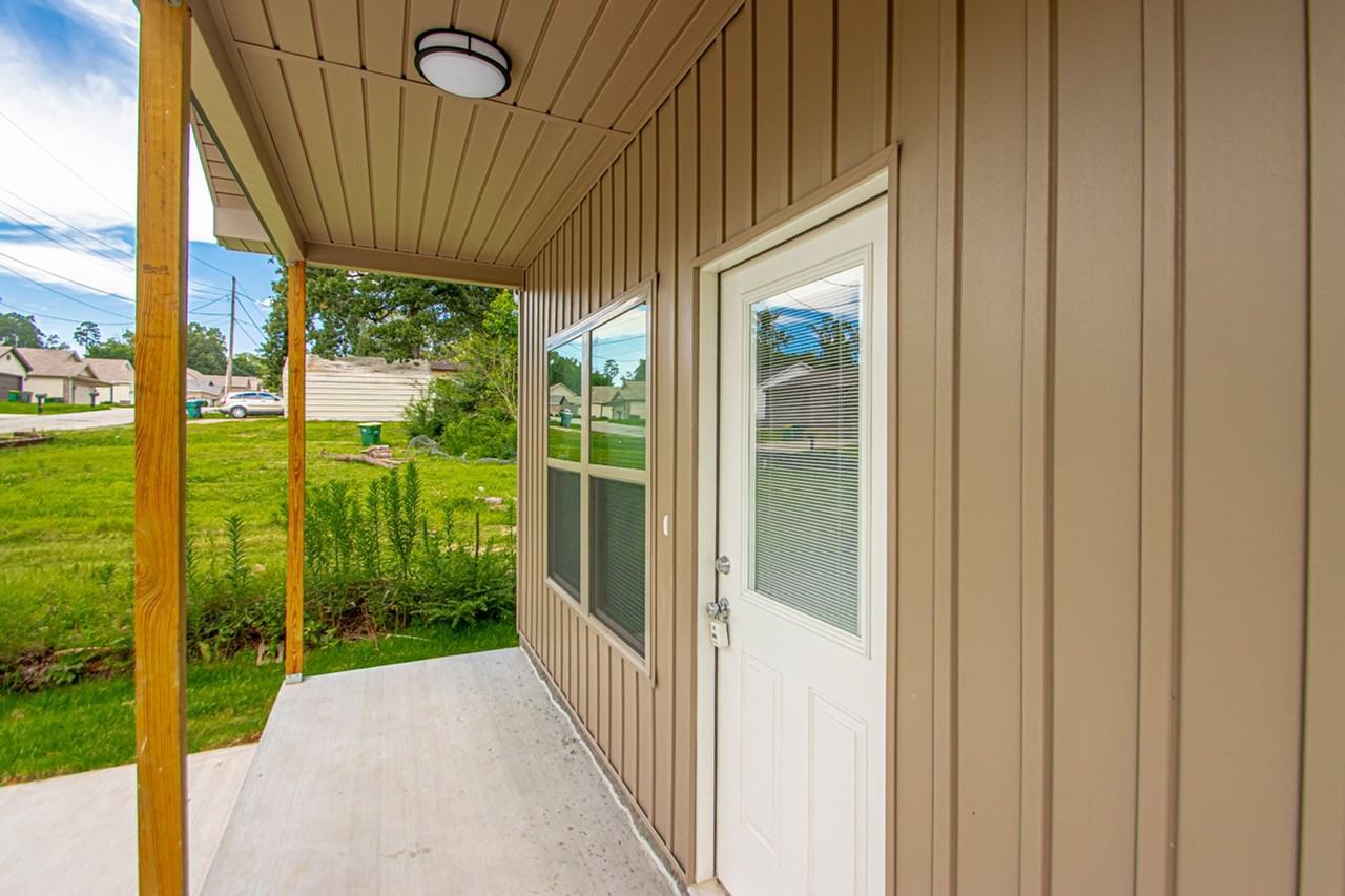 2311 Nichols Rd - Photo 5 of 35