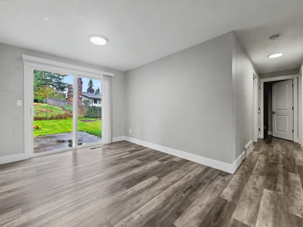 30205 7th Ave S - Photo 5 of 33