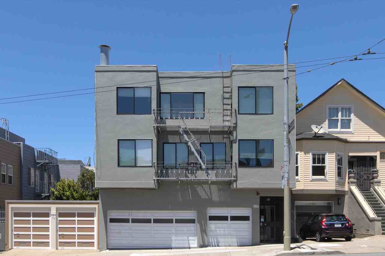 101 (3174 Turk) - Photo 2 of 3