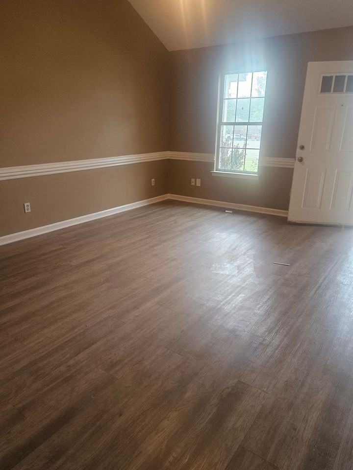 3943 Oak Branch Cir W - Photo 4 of 14