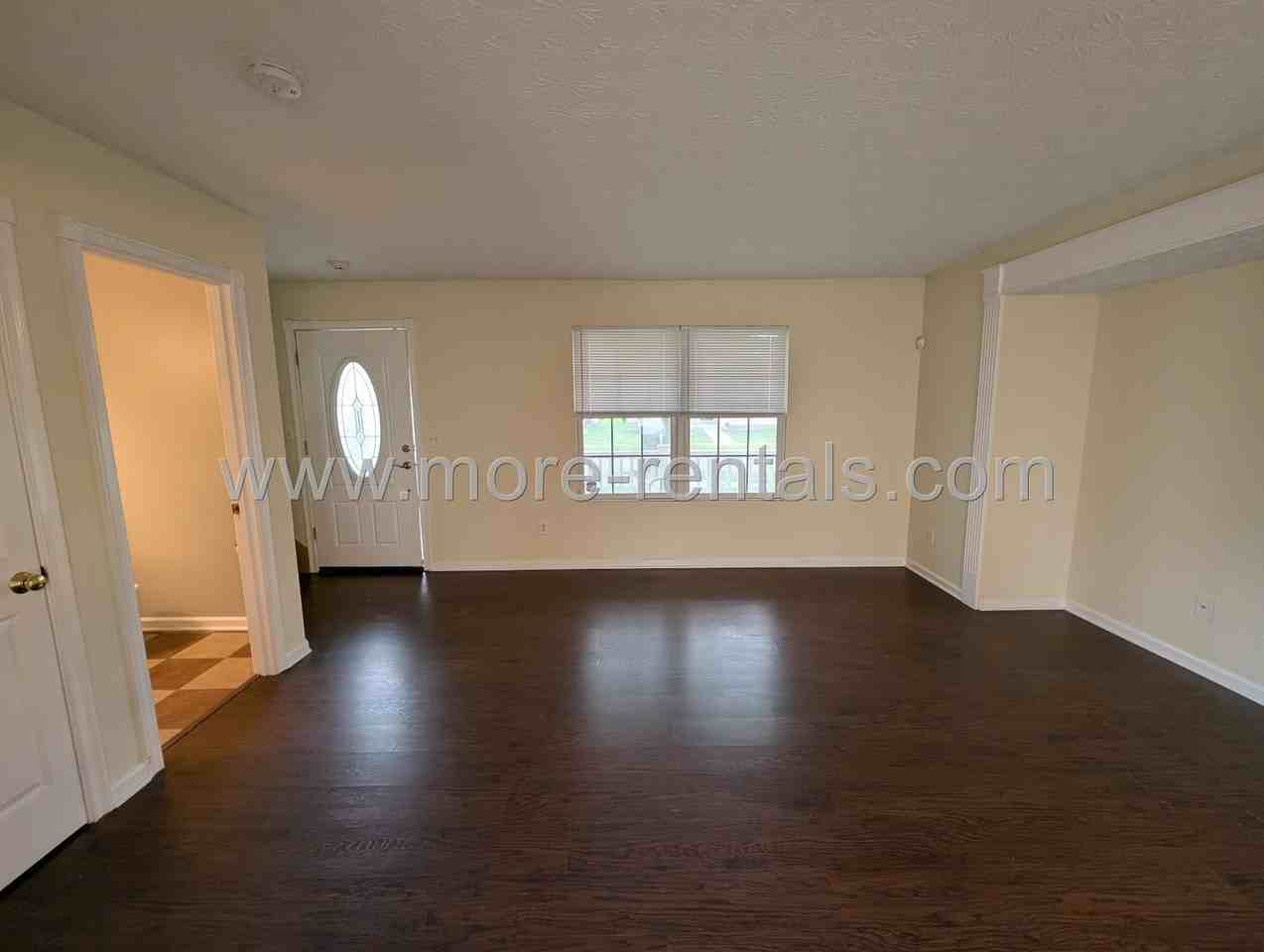 3824 Revolutionary Dr - Photo 3 of 18