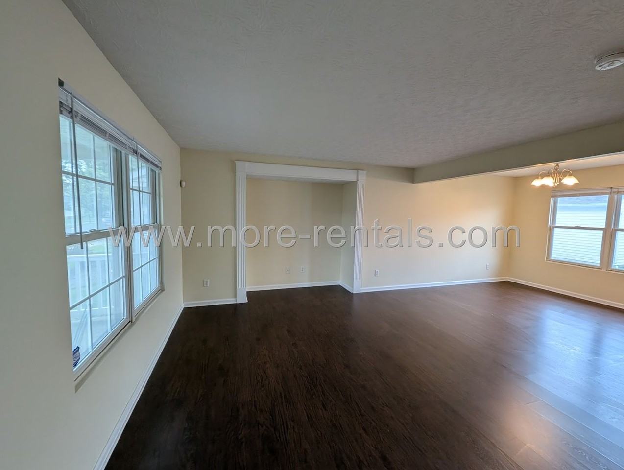 3824 Revolutionary Dr - Photo 5 of 18