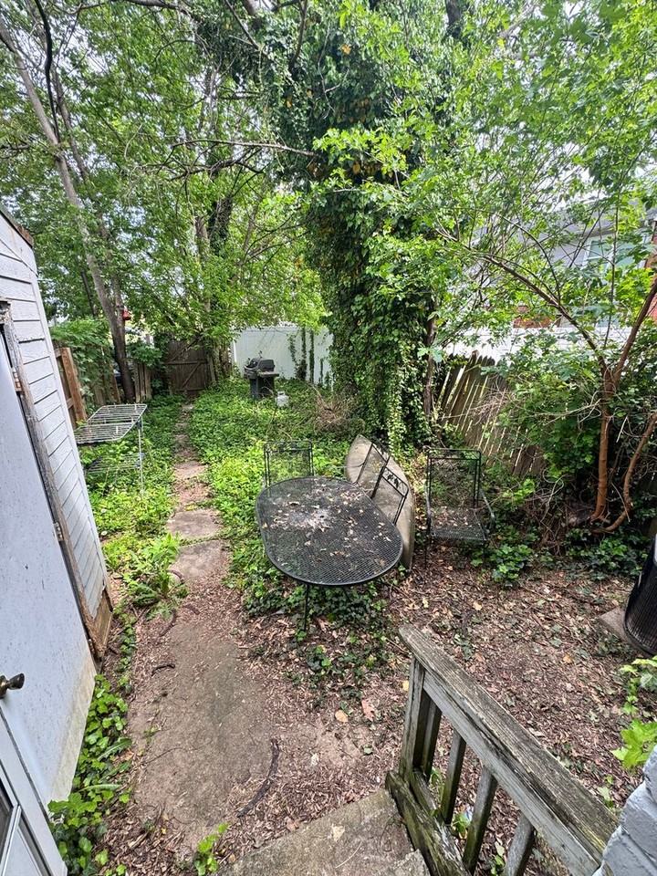 1808 Idlewood Ave - Photo 7 of 16