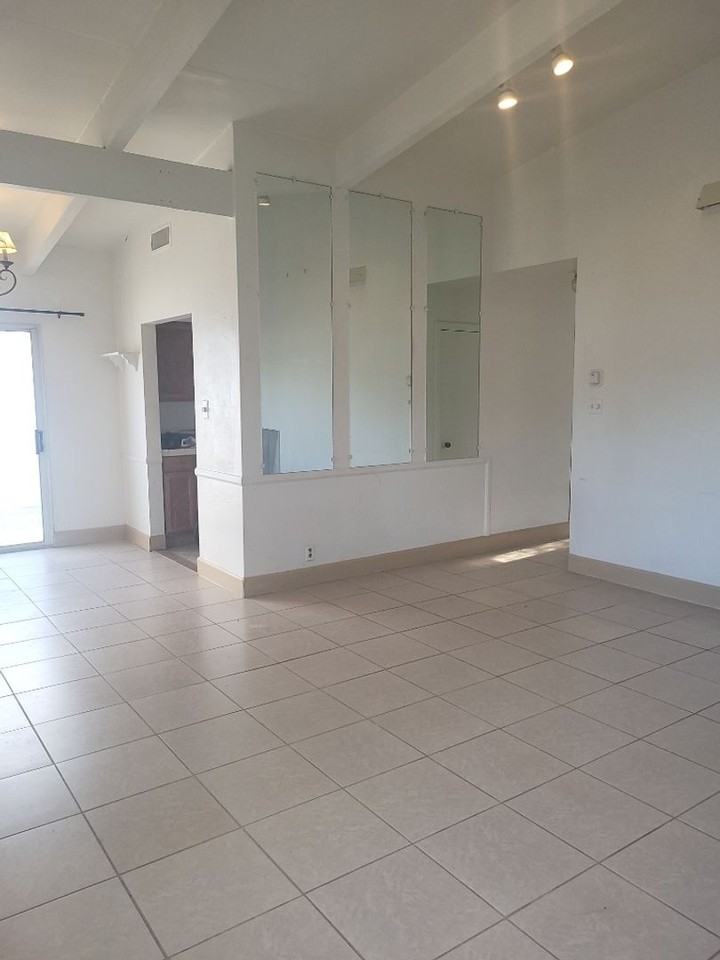 11641 Andes St - Photo 2 of 8