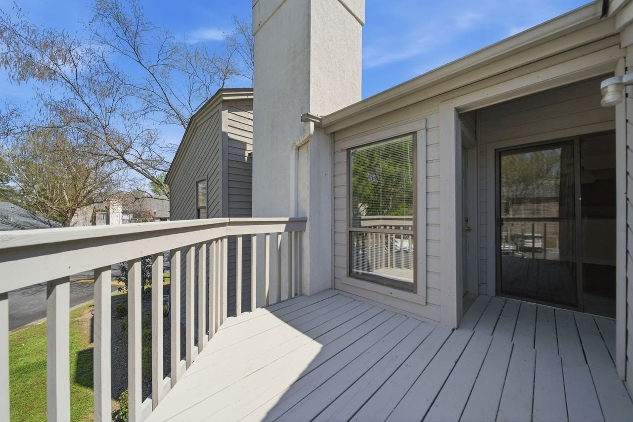 448 Deerwood St #F5 - Photo 4 of 15