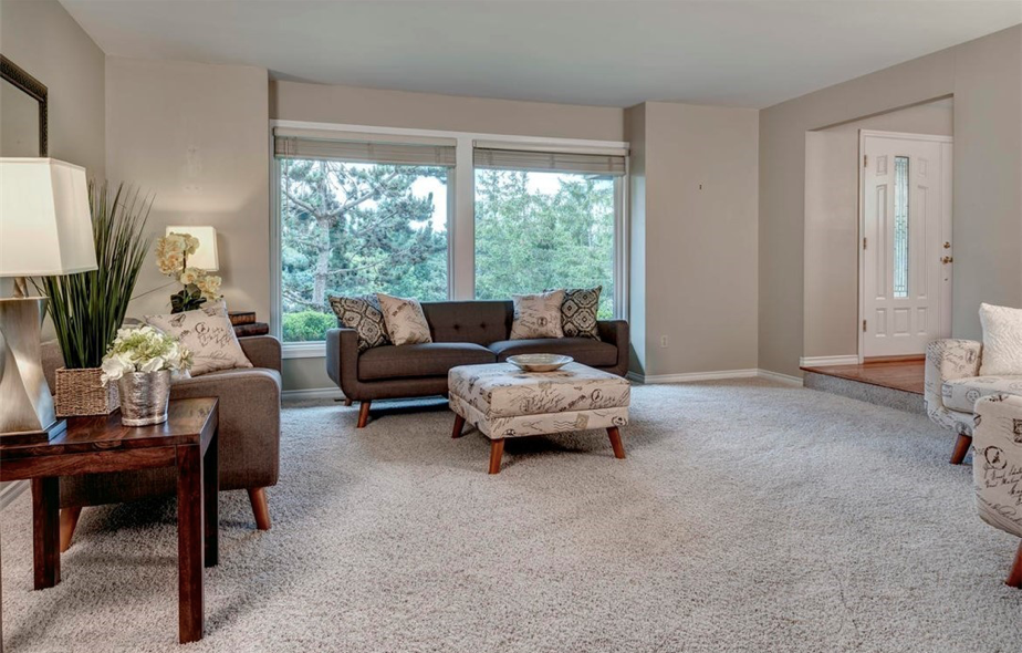 5920 134th Pl Se - Photo 3 of 21