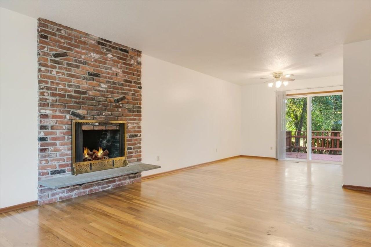 12575 Sw Brookside Ave - Photo 6 of 27