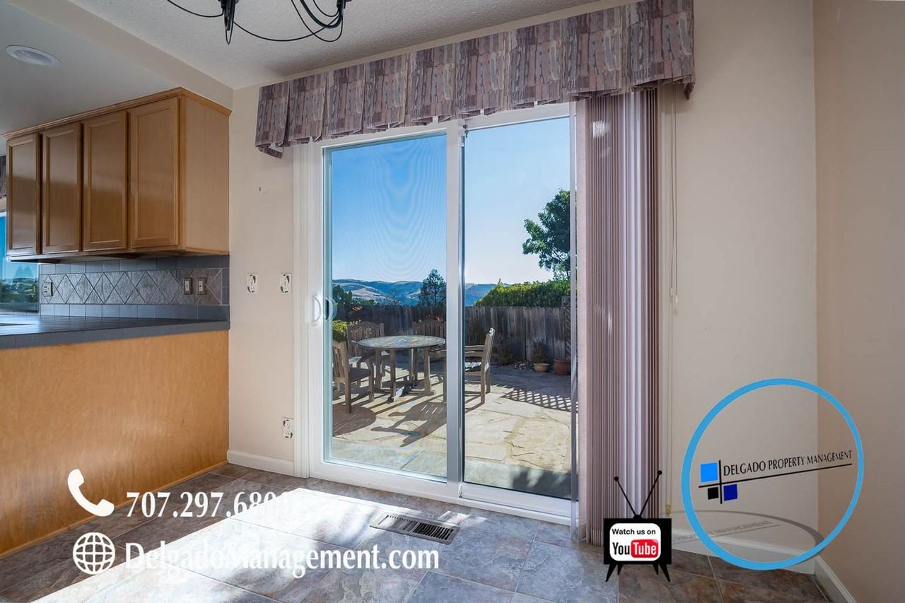 1766 Valerie Ct - Photo 6 of 26