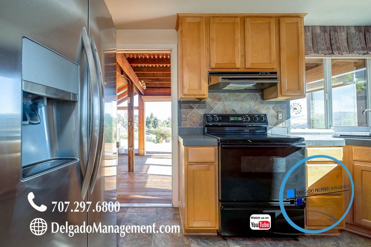 1766 Valerie Ct - Photo 7 of 26