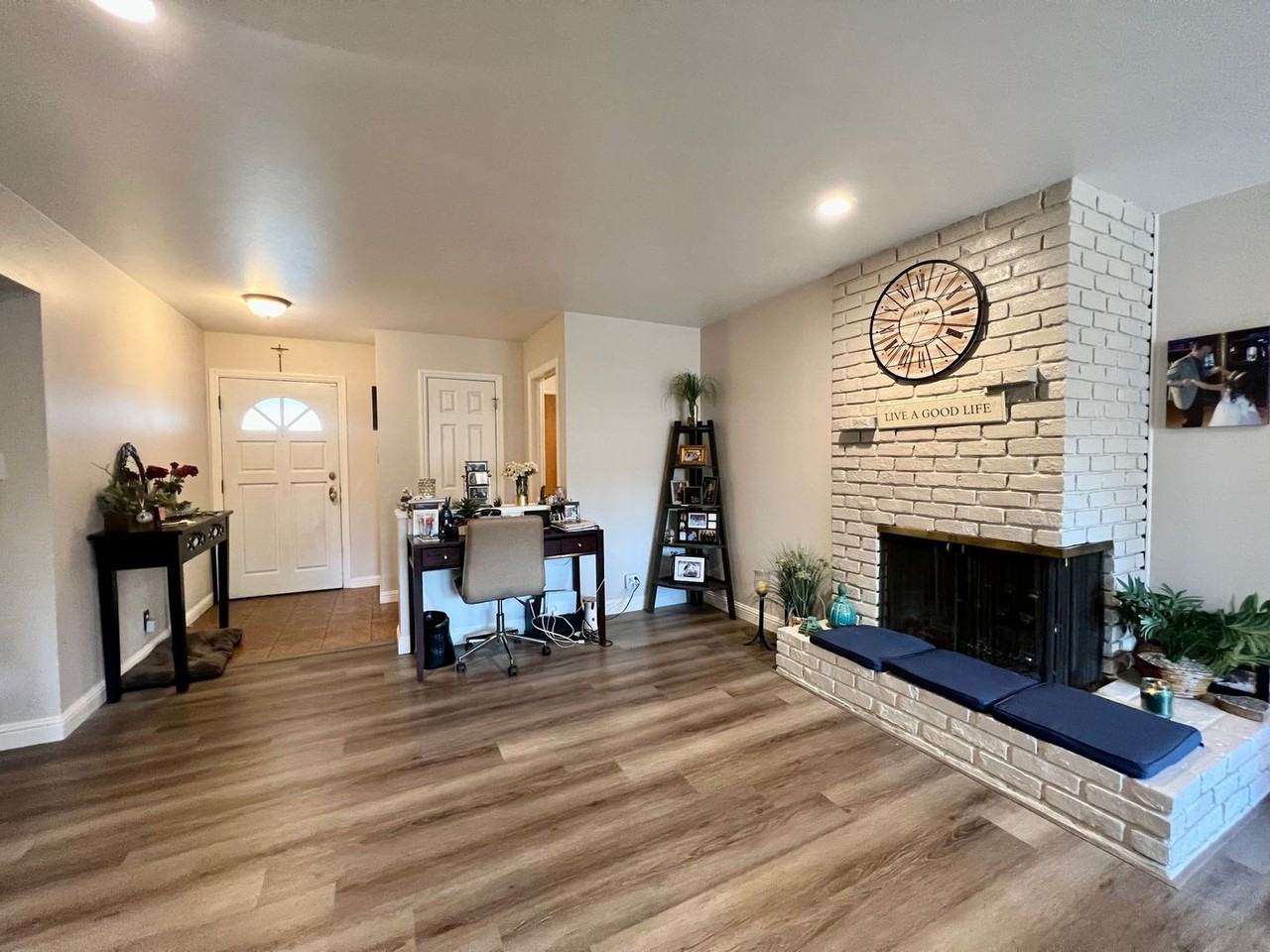 1495 Patio Dr - Photo 5 of 23