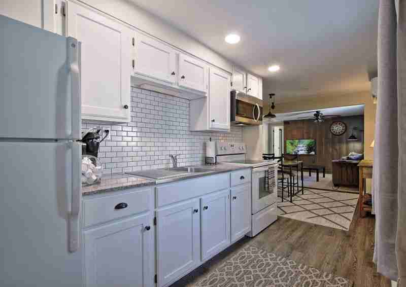 121A S Railroad St - Photo 2 of 17