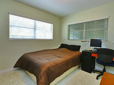 3906 Sarasota Ave - Photo 6 of 11