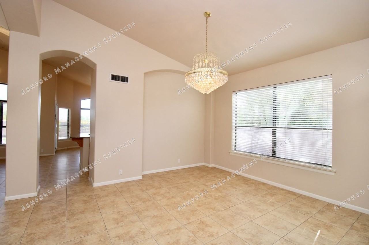 12389 E Lupine Ave - Photo 5 of 25