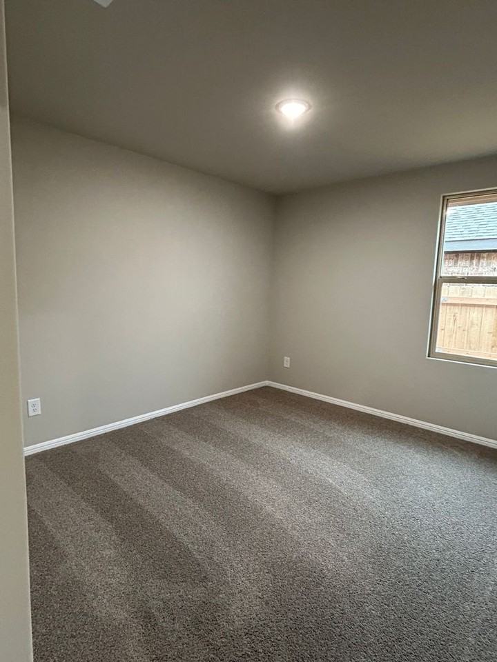 7300 White Cliff Rd - Photo 3 of 18